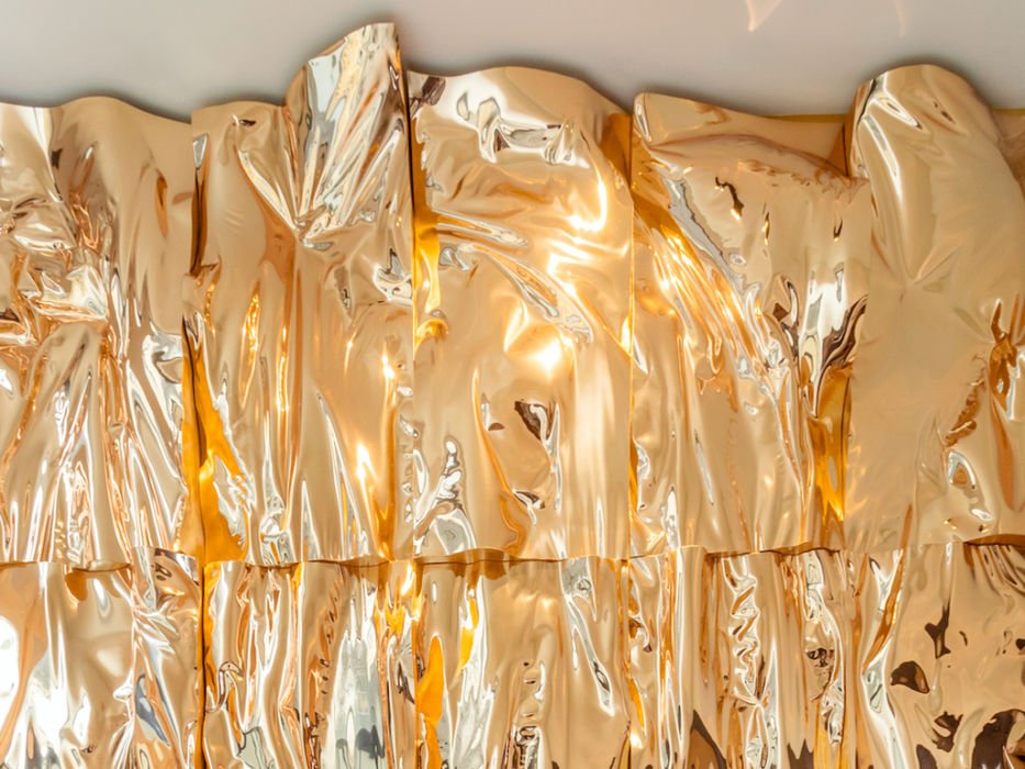 Basque Luxury Golden Wall