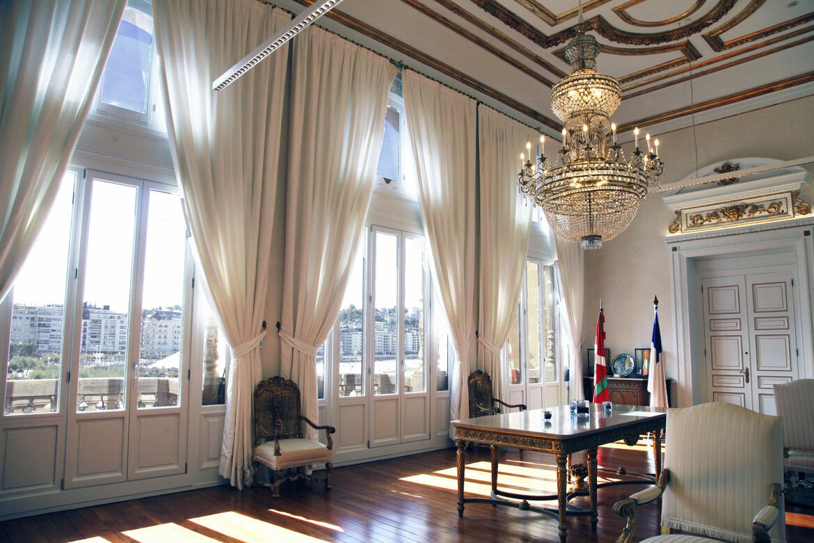 Salón de Recepciones Ayto. Donostia